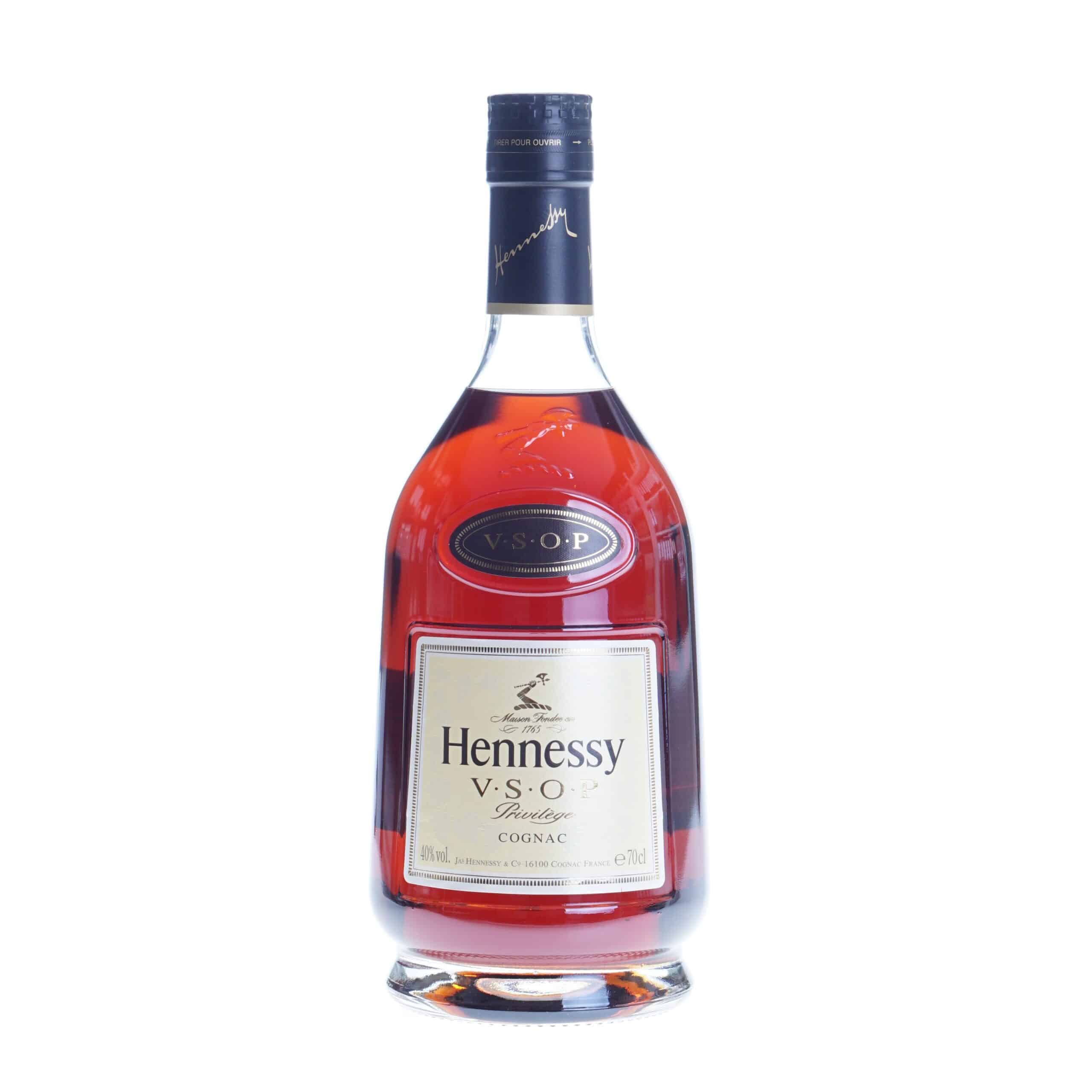 Цена коньяка хеннесси 0.7. Хеннесси ВСОП 1 литр. Hennessy VSOP 1 Л. Hennessy VSOP Privilege. Hennessy VSOP Privilege Cognac.